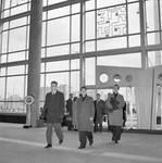 839108 Afbeelding van de ingang van de stationshal van het N.S.-station Rotterdam C.S. te Rotterdam.